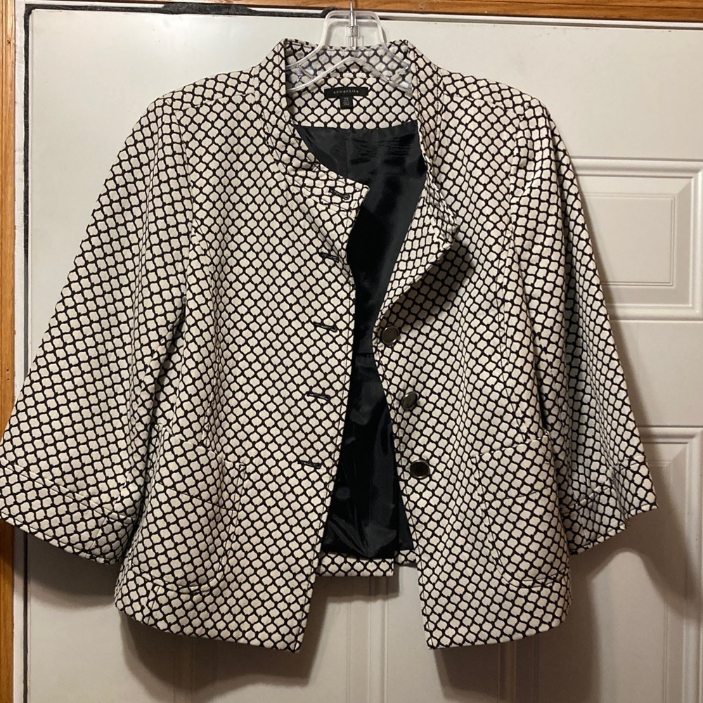 Semantiks Black and White Patterned Cropped Blazer 12P